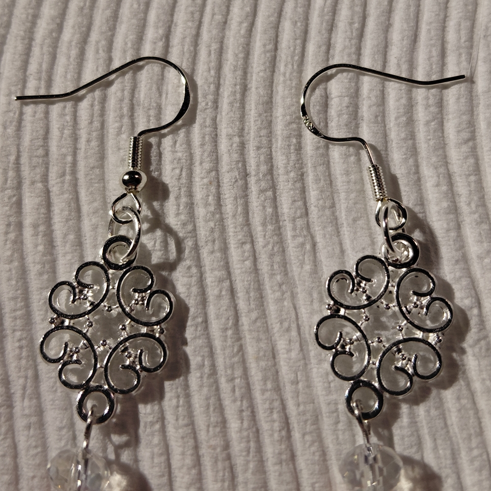 Vampire Cat 2.5" Dangle Earrings Handmade with Blood Red Accent Bead & Crystals. - Picture 5 of 5